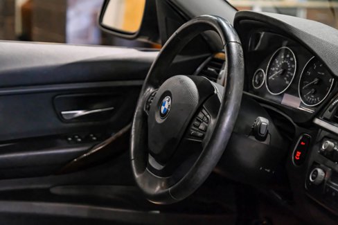 Used 2015 BMW 320i xDrive Sedan image 12
