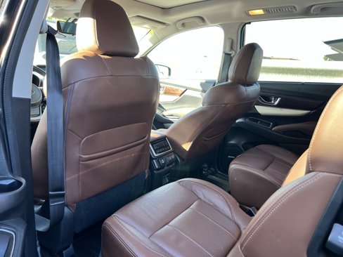 Used 2022 Subaru Ascent Touring image 4