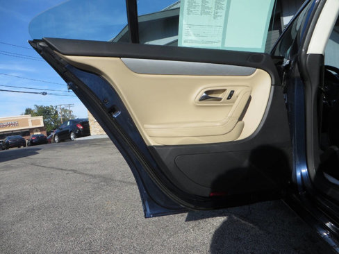 Used 2013 Volkswagen CC Sport image 36