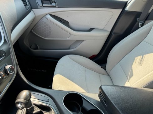 Used 2015 Kia Optima LX image 13