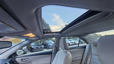 Used 2016 Toyota Camry XLE image 10