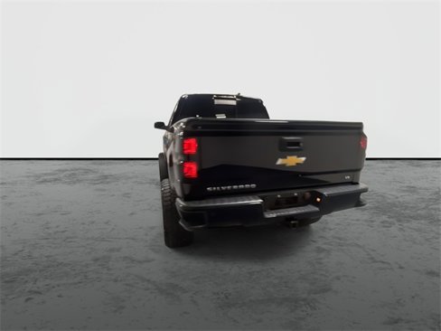 Used 2018 Chevrolet Silverado 1500 LT w/ All Star Edition image 3