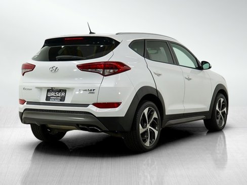 Used 2016 Hyundai Tucson Sport image 5