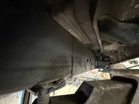 Used 2001 Toyota Land Cruiser image 39