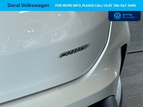 Used 2024 Ford Edge SEL image 11