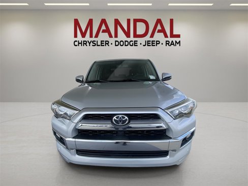 Used 2016 Toyota 4Runner Limited image 3