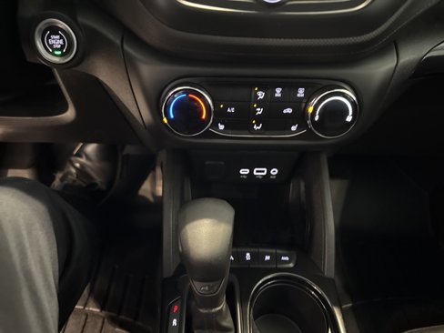 Used 2021 Chevrolet TrailBlazer LT image 25