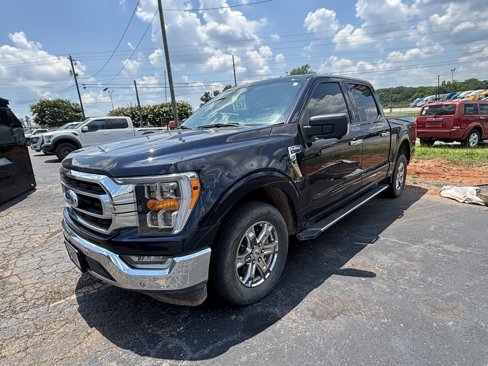 Certified 2021 Ford F150 XLT w/ Equipment Group 302A High image 3