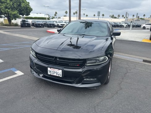 Used 2017 Dodge Charger SXT w/ Blacktop Package image 10