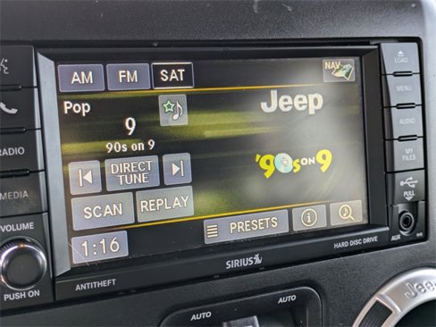 Used 2016 Jeep Wrangler Unlimited Sahara image 16