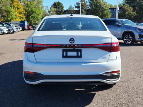 New 2025 Volkswagen Jetta SE image 4