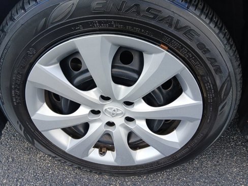 Certified 2021 Toyota Corolla LE image 12