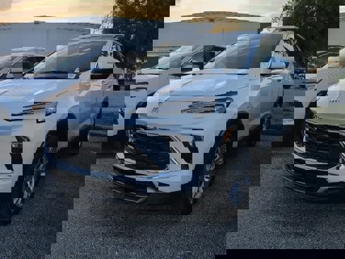 New 2025 Buick Encore GX Preferred w/ Comfort Package image 1