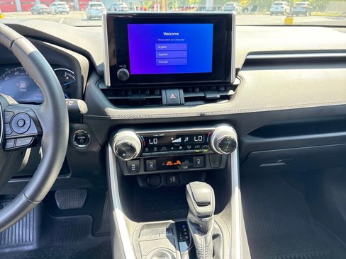 Used 2023 Toyota RAV4 XLE image 17