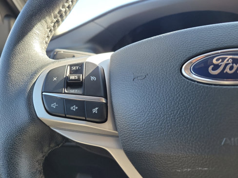 Used 2021 Ford Explorer XLT w/ Equipment Group 202A image 21