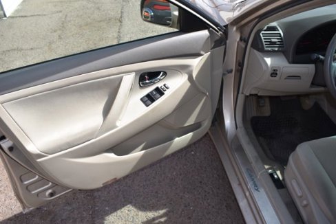 Used 2009 Toyota Camry LE image 9