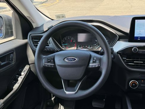 Used 2022 Ford Escape SE image 36
