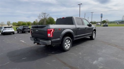 Used 2017 Ford F150 XLT image 8