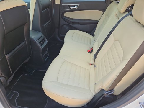 Used 2022 Ford Edge SEL w/ Convenience Package image 18