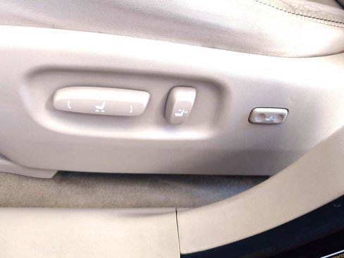 Used 2013 Lexus RX 450h FWD image 21