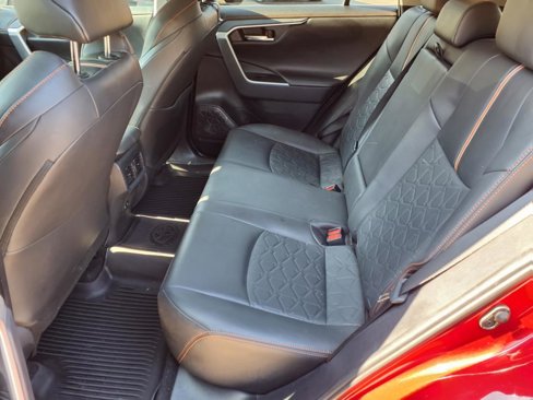 Used 2019 Toyota RAV4 Adventure image 9