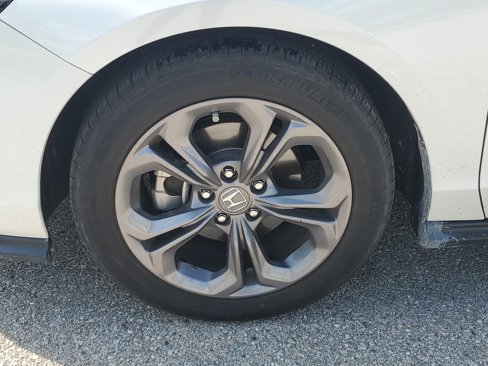 Used 2023 Honda Accord EX image 11
