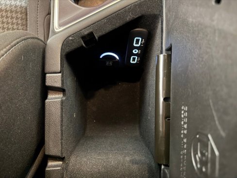 Used 2021 Dodge Challenger SXT w/ Blacktop Package image 26