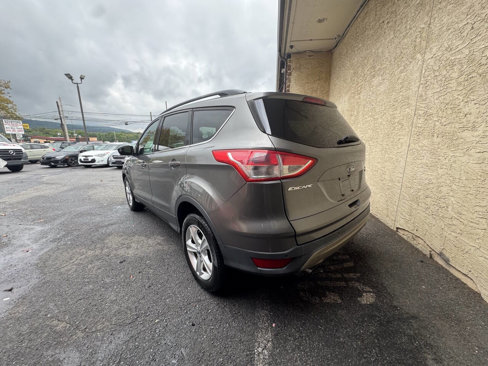 Used 2014 Ford Escape SE w/ Equipment Group 201A image 4