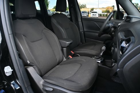 Used 2022 Jeep Renegade Altitude image 19