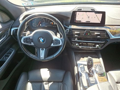 Used 2019 BMW 640i Gran Turismo xDrive image 12