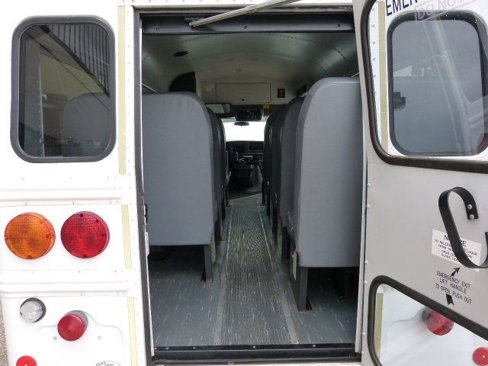 Used 2007 Chevrolet Express 3500 w/ School Bus Package image 14