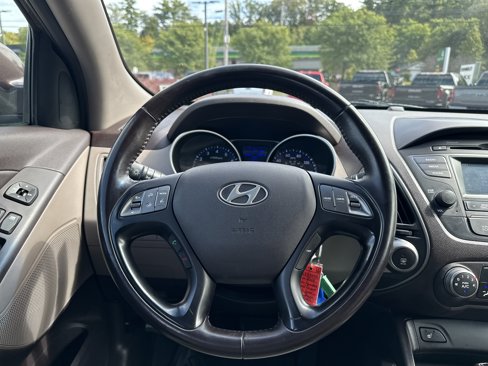 Used 2015 Hyundai Tucson SE image 13