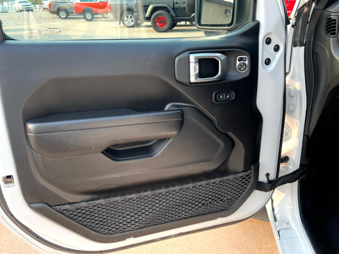 Used 2023 Jeep Gladiator Sport image 20