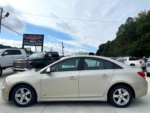 Used 2015 Chevrolet Cruze LT image 4