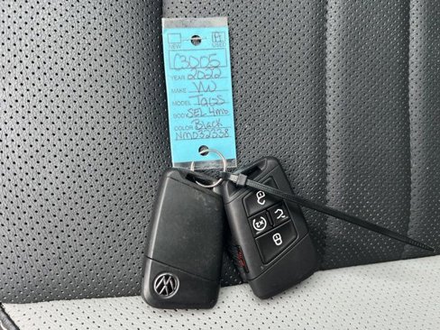 Used 2022 Volkswagen Taos SEL image 33