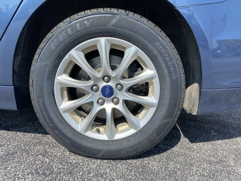 Used 2018 Ford Fusion S image 12