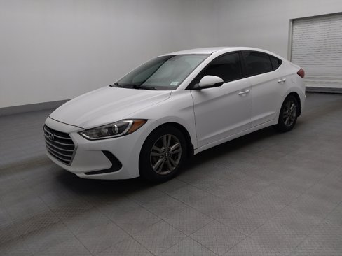 Used 2017 Hyundai Elantra SE image 2