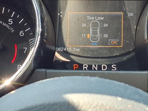 Used 2017 Ford Mustang Premium image 3