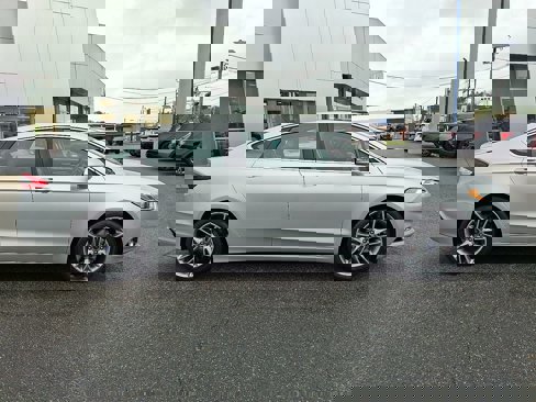 Certified 2016 Ford Fusion Titanium image 7