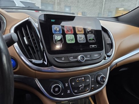 Used 2017 Chevrolet Volt Premier w/ Driver Confidence II Package image 9