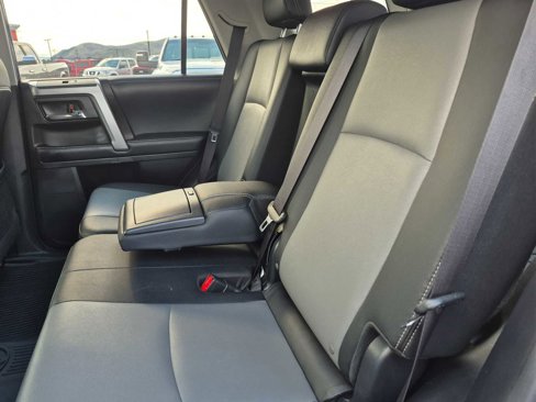 Used 2019 Toyota 4Runner SR5 Premium image 32