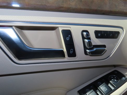 Used 2014 Mercedes-Benz E 350 Sport w/ Premium 1 Package image 10