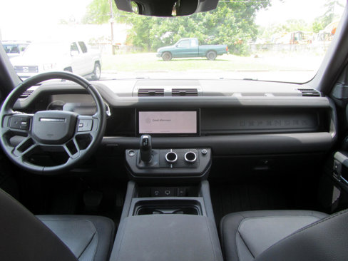 Used 2023 Land Rover Defender 110 X-Dynamic SE image 13