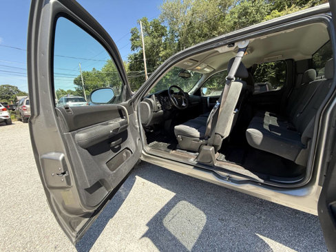 Used 2009 Chevrolet Silverado 1500 LT w/ Power Pack Plus image 18