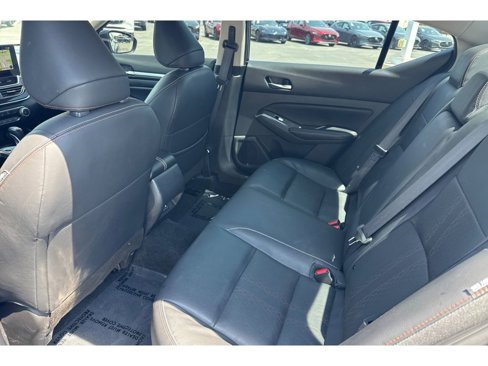 Used 2024 Nissan Altima 2.5 SR w/ SR Premium Package image 14