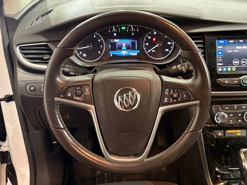 Used 2021 Buick Encore Preferred image 19