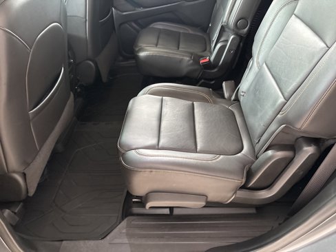 Used 2021 Chevrolet Traverse RS image 31