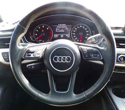Used 2017 Audi A4 2.0T Premium image 15