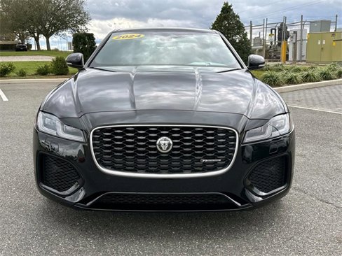 New 2024 Jaguar XF R-Dynamic SE image 10