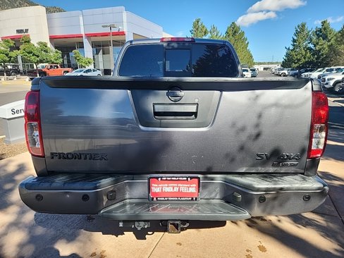 Used 2021 Nissan Frontier SV w/ Midnight Edition Floor Mats image 6